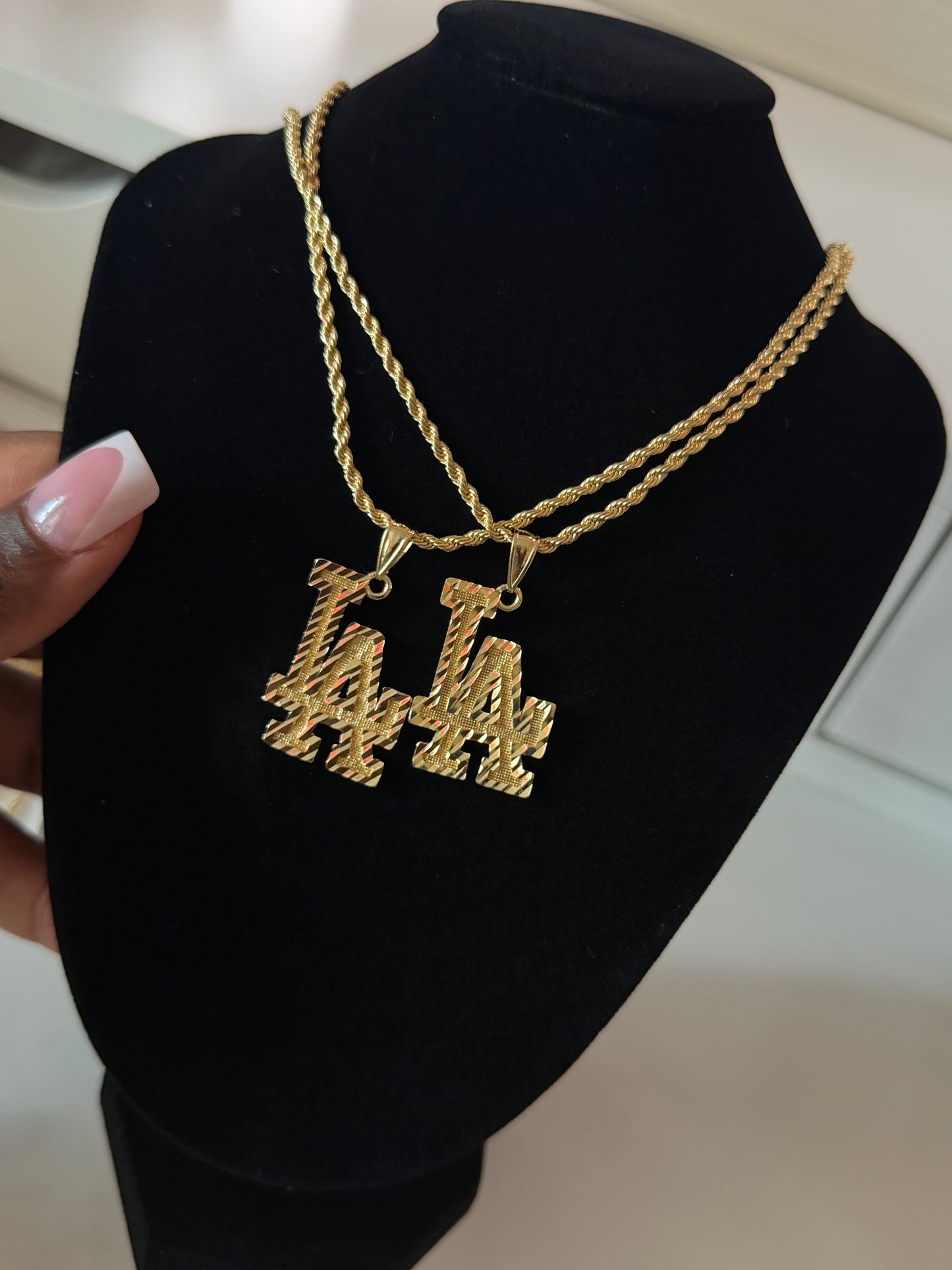 LA Necklace